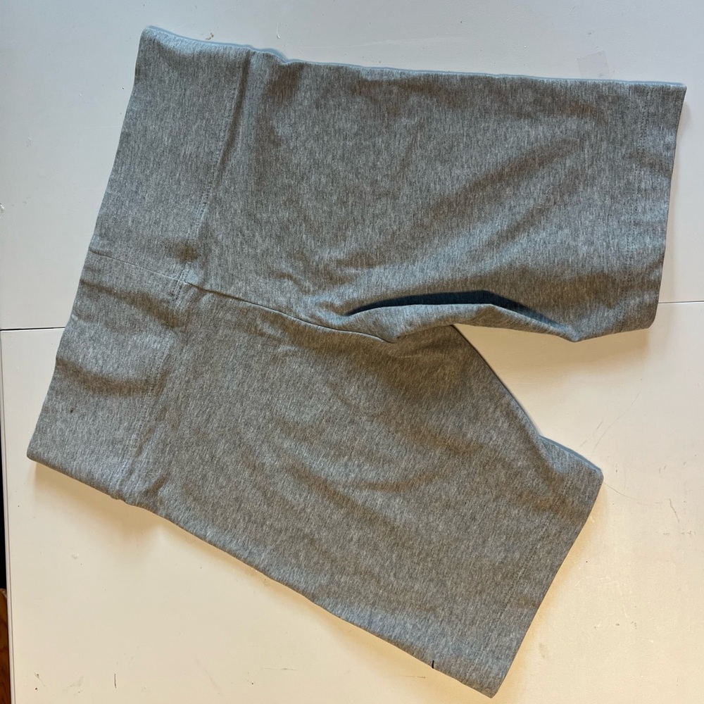 NIKE | Large | Gray Biker Shorts